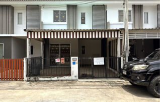 ทรัพย์สถาบันโดย JAM ทาวน์เฮาส์ บ้านพฤกษา 89 (Baan Pruksa 89 Setthakit Road-Mary School)