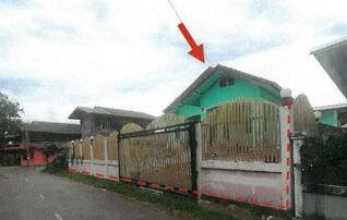 ทรัพย์สถาบันโดย GHB บ้านเดี่ยว บ้านแดง