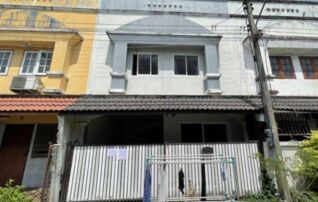 ทรัพย์สถาบันโดย GHB ทาวน์เฮาส์ รังสิตการ์เด้นท์วิลล์