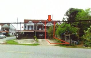 ทรัพย์สถาบันโดย GHB ทาวน์เฮาส์ ฟ้าใส 1