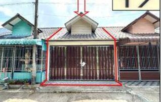 ทรัพย์สถาบันโดย GHB ทาวน์เฮาส์ ถนนปกครองพัฒนา 1
