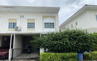 ทรัพย์สถาบันโดย GHB ทาวน์เฮาส์ ลลิลทาวน์ลำลูกกา-คลอง 2 (Lalin Town Lanceo CRIB Lamlukka-Klong 2)