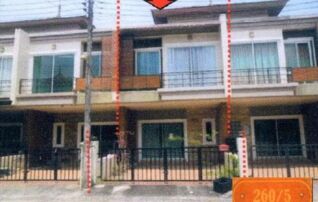ทรัพย์สถาบันโดย GHB ทาวน์เฮาส์ สิรีณ