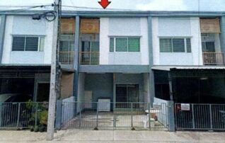 ทรัพย์สถาบันโดย GHB ทาวน์เฮาส์ บ้านลุมพินี ทาวน์วิลล์ ลาดปลาดุก-บางไผ่สเตชั่น (Baan Lumpini Townville Latpladuk-Bangphai Station)