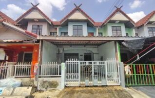 ทรัพย์สถาบันโดย GHB ทาวน์เฮาส์ กานต์การ์เด้นวิลล่า