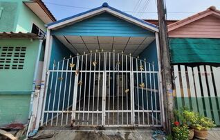 ทรัพย์สถาบันโดย ธอส ทาวน์เฮาส์ ม.ฉัตรไพลิน