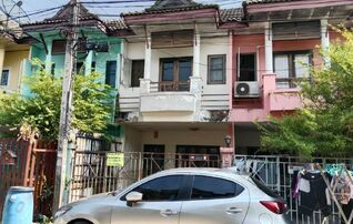 ทรัพย์สถาบันโดย GHB ทาวน์เฮาส์ ปากเกร็ด นนทบุรี