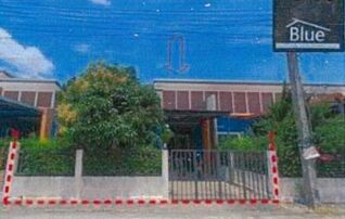 ทรัพย์สถาบันโดย GHB ทาวน์เฮาส์ blue town