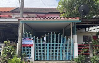 ทรัพย์สถาบันโดย GHB ทาวน์เฮาส์ ฉัตรแก้ว