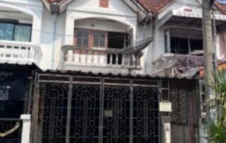 ทรัพย์สถาบันโดย GHB ทาวน์เฮาส์ ศศิวรรณ