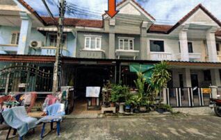 ทรัพย์สถาบันโดย GHB ทาวน์เฮาส์ บ้านลภาวัน 19 (Baan Lapawan 19)
