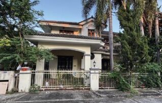 ทรัพย์สถาบันโดย GHB บ้านเดี่ยว กาญจน์กนก 1