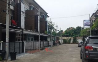 ทรัพย์ธนาคารโดย SCB ทาวน์เฮาส์  ถนนถ.บางกรวย-ไทรน้อย