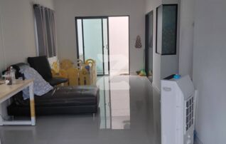 🏠บ้านให้เช่า บ้านทาวน์โฮม 2 ชั้น 4 ห้องนอน 2 ห้องน้ำ (มีห้องนอนข้างล่างสำหรับผู้สูงอายุ) หมู่บ้านพฤกษาประชาอุทิศ 2 ซอยประชาสามัคคี (ซอยกระทิงแดง) : เจ้าของให้เช่าเอง (งดรับนายหน้า)