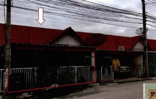 ทรัพย์สถาบันโดย GHB ทาวน์เฮาส์ นครหลวง พระนครศรีอยุธยา
