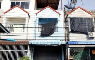 ทรัพย์สถาบันโดย GHB ตึกแถว-อาคารพาณิชย์ ซอยวิเศษไชยชาญ ถนนพระองค์ดำ