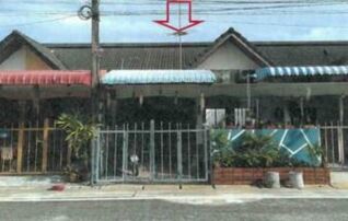 ทรัพย์สถาบันโดย GHB ทาวน์เฮาส์ สยามธานี