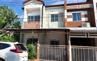 ทรัพย์สถาบันโดย ธอส. ทาวน์เฮาส์ ไลโอวงแหวน-ปิ่นเกล้า