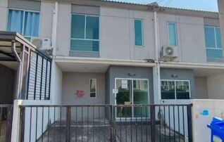 ทรัพย์สถาบันโดย GHB ทาวน์เฮาส์ บ้านพฤกษา 125 ลาดกระบัง-สุวรรณภูมิ 3 (Baan Pruksa 125 Ladkrabang-Suvarnabhumi 3)