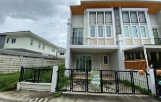 ทรัพย์สถาบันโดย JAM ทาวน์เฮาส์ GOLDEN TOWN ฉะเชิงเทรา - บ้านโพธิ์ (Golden Neo Chachoengsao-Banpho)
