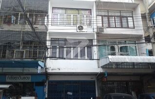 ให้เช่าตึกแถว-อาคารพาณิชย์ติด ARL มักกะสัน ซอยขวัญพัฒนา ถนนอโศกดินแดง
