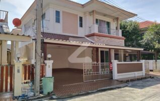 ราคาพิเศษ 3.85 ล้าน ขายบ้านเดี่ยว2ชั้น หมู่บ้านศรีจันทร์ อยู่ติดถนนเพชรเกษม ก่อนเข้าสาย7 : เจ้าของขายเอง (งดรับนายหน้า)