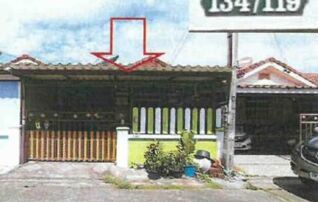 ทรัพย์สถาบันโดย GHB ทาวน์เฮาส์ ศรีราชา ชลบุรี