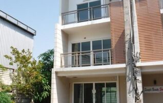 ทรัพย์ธนาคารโดย GHB ทาวน์เฮาส์ บางเขน กรุงเทพมหานคร