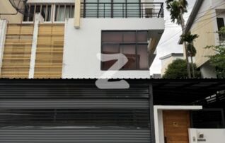 ขายบ้าน ทาวน์โฮม 3 ชั้น โครงการเวอรีเดียน ราชพฤกษ์ พื้นที่ใช้สอย240+18 ตารางเมตร 36.5 ตารางวา จอดรถ 2 คัน 3 ห้องนอน 4 ห้องน้ำ แอร์ 4 ตัว : เจ้าของให้เช่าเอง