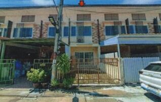 ทรัพย์สถาบันโดย GHB ทาวน์เฮาส์ เหนือฟ้าโฟร์
