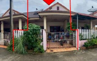 ทรัพย์สถาบันโดย GHB ทาวน์เฮาส์ พาชื่น