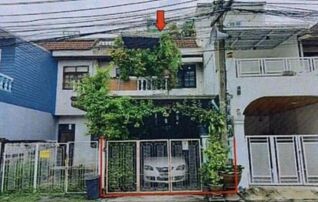 ทรัพย์สถาบันโดย GHB ทาวน์เฮาส์ ลุมพินี ทาวน์วิลล์ สายไหม 18-พหลโยธิน (Lumpini TownVille Saimai 18-Phaholyothin)