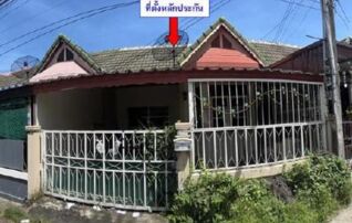 ทรัพย์สถาบันโดย GHB ทาวน์เฮาส์ ซอยม.ศิริพร ถนนศรีราชา-หนองยายบู่