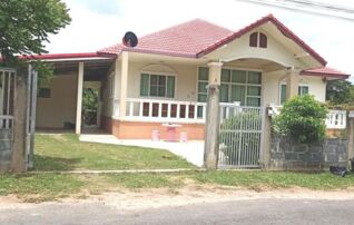 ทรัพย์สถาบันโดย GHB บ้านเดี่ยว ซอยสายบ้านฟ้าหยาด-บ้านข ถนนสายพนมไพร-มหาชนะชัย