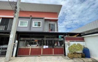 ทรัพย์สถาบันโดย GHB ทาวน์เฮาส์ ภิรมย์วิลล์ (Pirom Ville Thianthale 20)