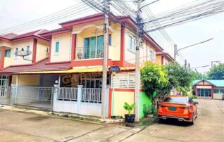 ทรัพย์สถาบันโดย GHB บ้านแฝด กระทุ่มแบน สมุทรสาคร