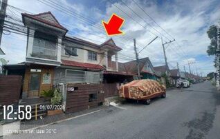 ทรัพย์สถาบันโดย GHB บ้านแฝด ซอยสุขุมวิท-พัทยา53/ม.ไ ถนนสุขุมวิท(ทล.3)