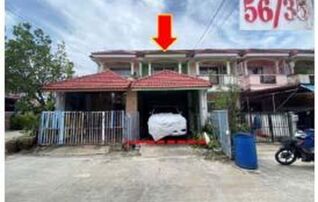 ทรัพย์สถาบันโดย GHB ทาวน์เฮาส์ กลางสวน