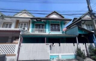 ทรัพย์สถาบันโดย GHB ทาวน์เฮาส์ พฤกษา 12