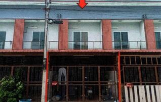 ทรัพย์สถาบันโดย GHB ทาวน์เฮาส์ ฉัตรไพลิน ลาดหลุมแก้ว (Chatrapailin Latlumkaew)