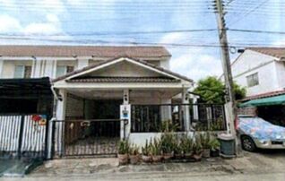 ทรัพย์สถาบันโดย GHB ทาวน์เฮาส์ บ้านพฤกษา 64/1 (Baan Pruksa 64/1 Rangsit-Klong 3)