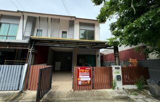 ทรัพย์สถาบันโดย JAM ทาวน์เฮาส์ บ้านพฤกษา 115 ไพร์ม รังสิต-คลอง 3 (Baan Pruksa 115 Prime Rangsit-Klong 3)