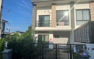 ทรัพย์สถาบันโดย GHB ทาวน์เฮาส์ ยูนิโอ ทาวน์ ลำลูกกา คลอง 4 (Unio Town Lamlukka Klong 4)