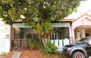 ทรัพย์สถาบันโดย GHB ทาวน์เฮาส์ บ้านวรารักษ์ รังสิต-คลองสาม (Baan Wararak Rangsit-Klong Sam)