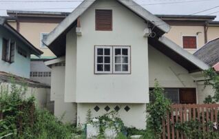 ทรัพย์สถาบันโดย GHB บ้านแฝด ถนนบุงพระจันทร์