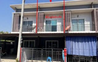 ทรัพย์สถาบันโดย GHB ทาวน์เฮาส์ ชุมชนศรีวังน้อย (Baan Wararak Rojana-Wangnoi)