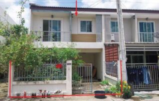 ทรัพย์สถาบันโดย GHB ทาวน์เฮาส์ เอพลัสกรีนโฮม