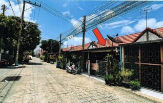 ทรัพย์สถาบันโดย GHB ทาวน์เฮาส์ อยู่เจริญ 1