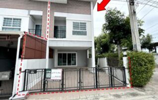 ทรัพย์สถาบันโดย บริษัท บริหารสินทรัพย์สุขุมวิท จำกัด ทาวน์เฮาส์ พรเทพ การ์เด้นวิลล์ 9