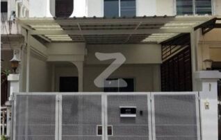 ขายทาวน์เฮาส์ 2 ชั้น รีโนเวทใหม่ ม.บดินทรรักษา ทาวน์อินทาวน์ ใกล้โรงเรียนบดินทร : เจ้าของขายเอง